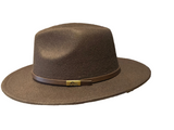 Chapeau élégant femme extérieur